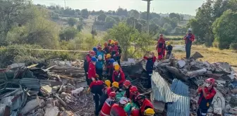 Uşak'ta 5.8 Büyüklüğünde Deprem Tatbikatı Gerçekleştirildi