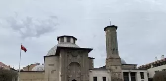 İnce Minareli Medrese'nin Restorasyonu Başladı