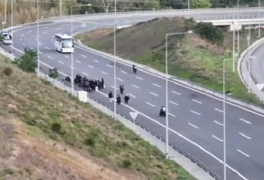 Moments when the reported motorcyclists attempted to flee resembled movie scenes