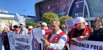 Polonez Sucuk Fabrikası'nda İşten Çıkarma Protestosu