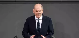 Almanya Başbakanı Scholz: İsrail'e Silah Tedariki Devam Edecek