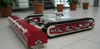 Karabük Üniversitesi'nden Yerli Güneş Paneli Temizleme Robotu