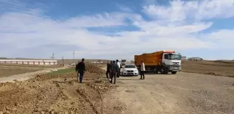 Orta Belediye Başkanı Ömer Bezci, Yol Çalışmalarını İnceledi