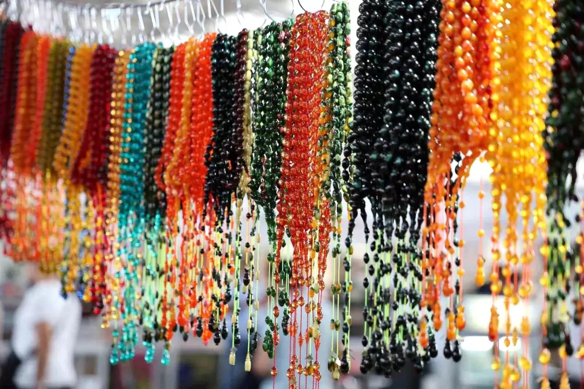 Adana'da 2. Tespih ve Doğal Taşlar Fuarı Açıldı