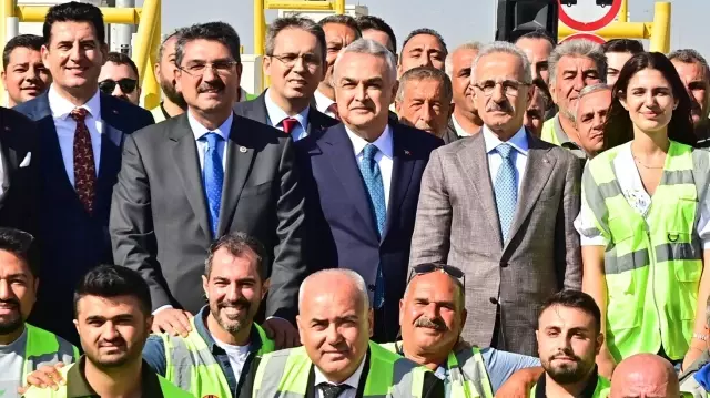 Minister Uraloğlu's historic opening: The travel time on the Aydın-Denizli Highway has decreased from 2 hours to 55 minutes.