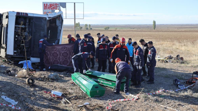 6 kişiye mezar olan otobüsün şoförü: Sabah güneşi gözümü aldı