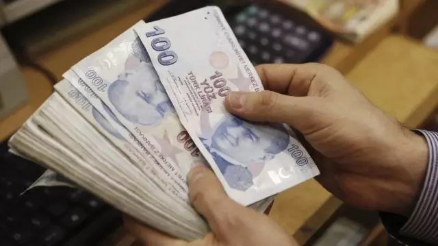 A bank requirement has been imposed for collections and payments exceeding 7,000 Turkish Lira.