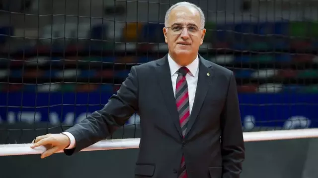 Mehmet Akif Üstündağ has been re-elected as the president of the Turkish Volleyball Federation.