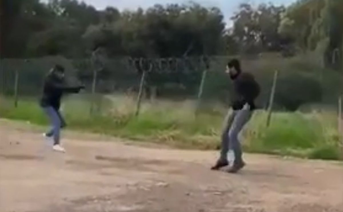 Mersin'de Silahlı Saldırı: İki Şüpheli Tutuklandı