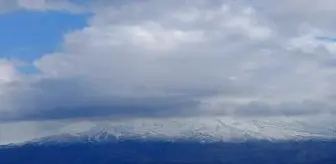 Ağrı'da Kar Yağışı dağları ve köyleri beyaza bürüdü