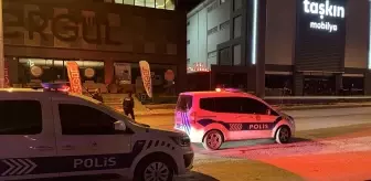 Elazığ'da Düğün Salonunda Bıçaklı Kavga: 4 Yaralı