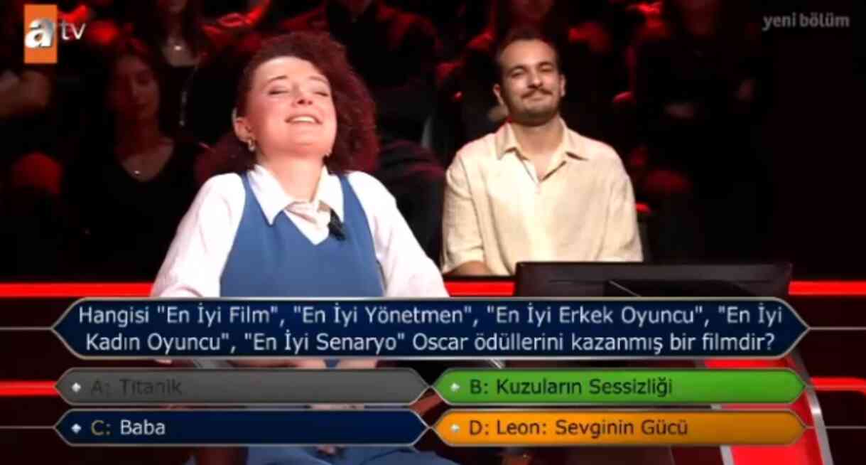 Hangisi 'En İyi Film', 'En İyi Yönetmen', 'En İyi Erkek Oyuncu', 'En İyi Kadın Oyuncu', 'En İyi Senaryo' Oscar ödüllerini kazanmış bir filmdir?