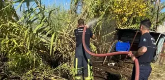 Antalya'da Sazlık Alanda Yangın Söndürüldü