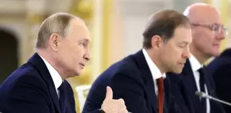 Putin ve BAE Devlet Başkanı Kremlin'de Görüşme Gerçekleştirdi