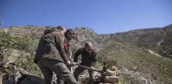 Tunceli'de Kaçak Avcılıkla Mücadele: Güme Kulübeleri Yıkılıyor