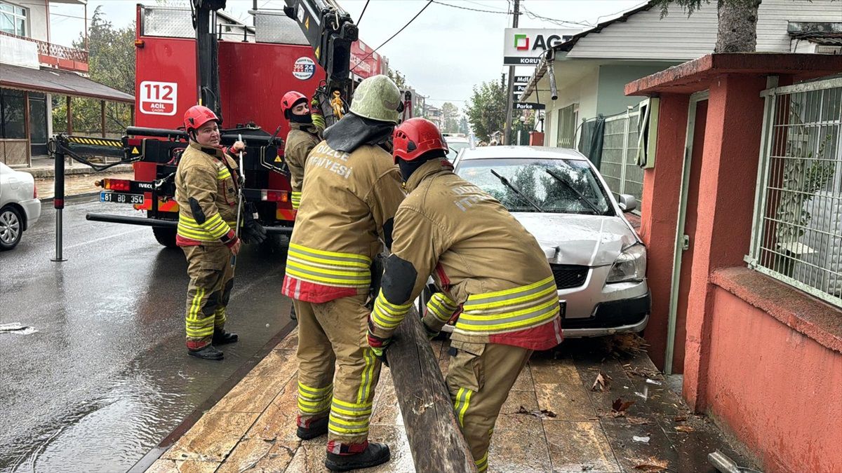 Düzce'de Trafik Kazası: 2 Yaralı
