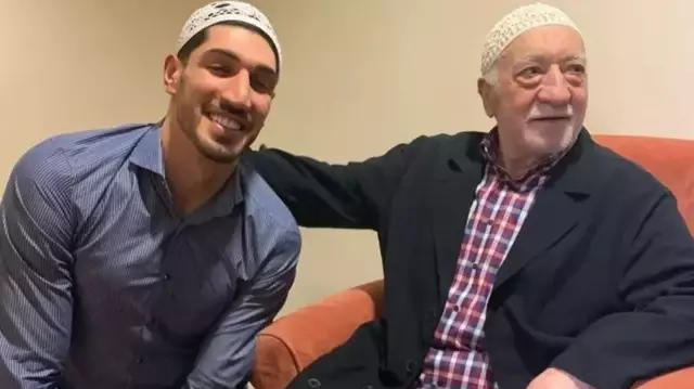 Following Hakan Şükür, FETÖ member Enes Kanter also made a post about terrorist leader Gülen.