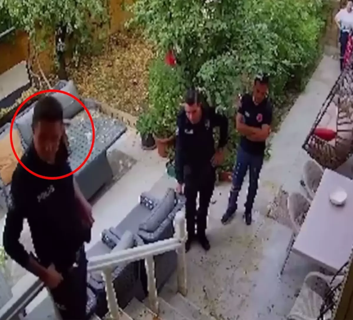 Polis Memuruna Bıçaklı Saldırı: Saldırgan Adliyeye Sevk Edildi