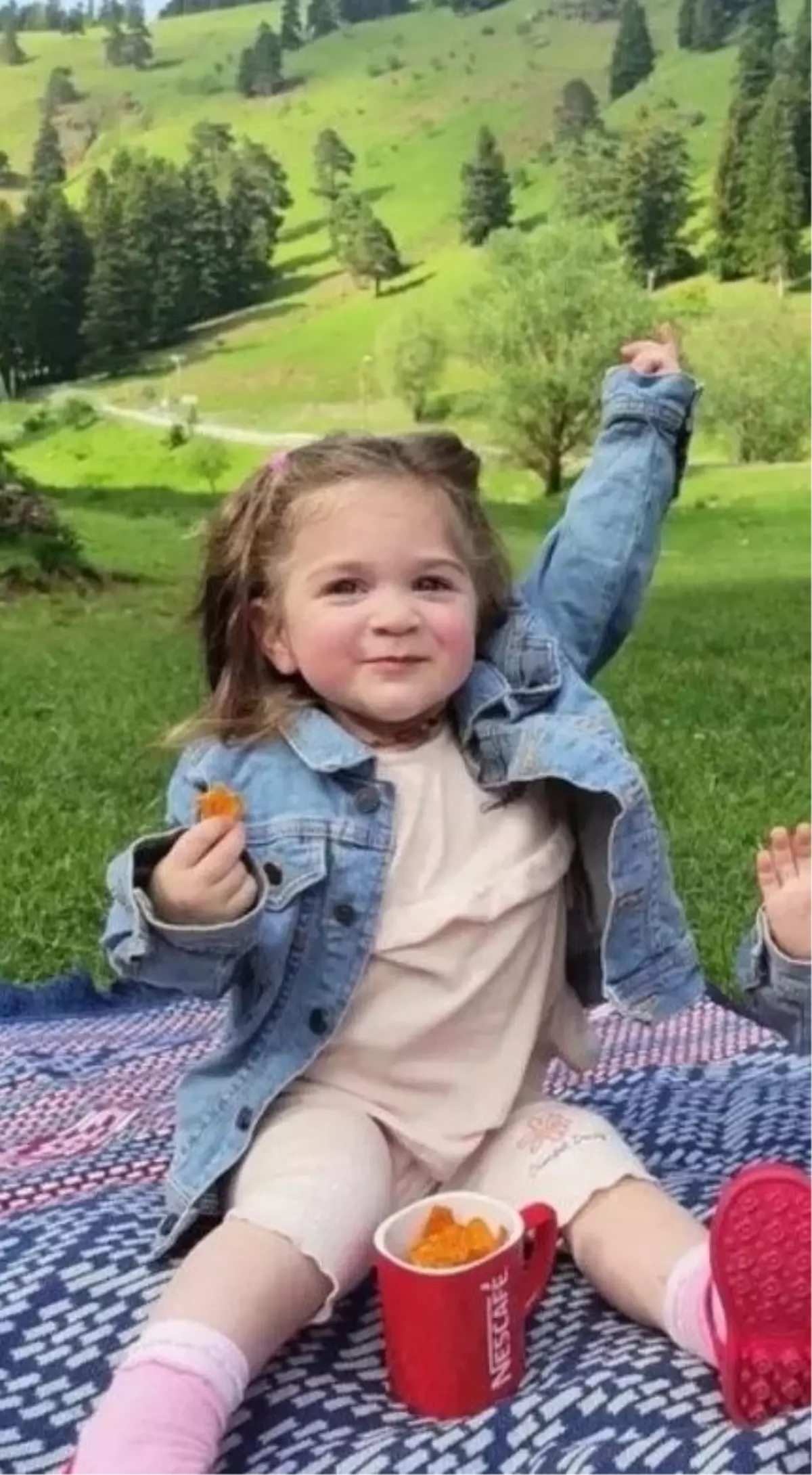 2 Yaşındaki Defne Kayadibi Fıstık Kaçması Sonucu Hayatını Kaybetti