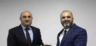 Peygamberimiz ve Karakter İnşası Konulu Konferans Düzenlendi