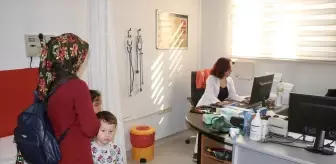 Anne babasının çalıştığı hastaneye doktor olarak atandı