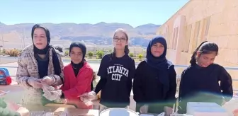 Hasankeyf'te Lise Öğrencilerinden Gazze'ye Kermes Desteği