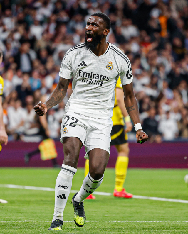 Real Madrid defeated Borussia Dortmund 5-2 in the UEFA Champions League