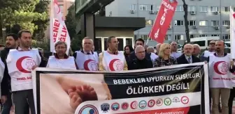 Samsun İl Sağlık Müdürlüğü Önünde 'Yenidoğan Çetesi' Protestosu