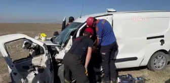 Aksaray'da Trafik Kazası: 1 Ölü, 2 Yaralı