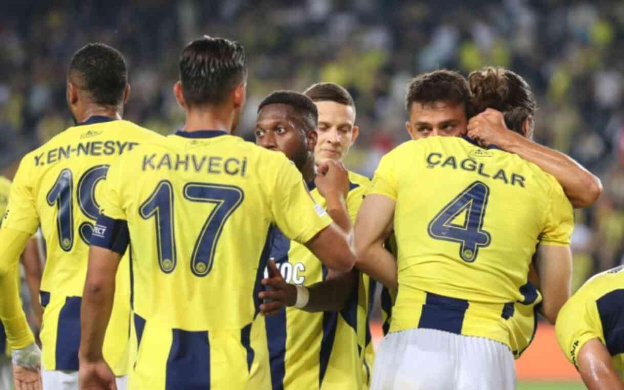 Fenerbahçe Manchester United maçı CANLI izle! (ŞİFRESİZ) Fenerbahçe MANU maçı canlı yayın nerede ve nasıl izlenir?