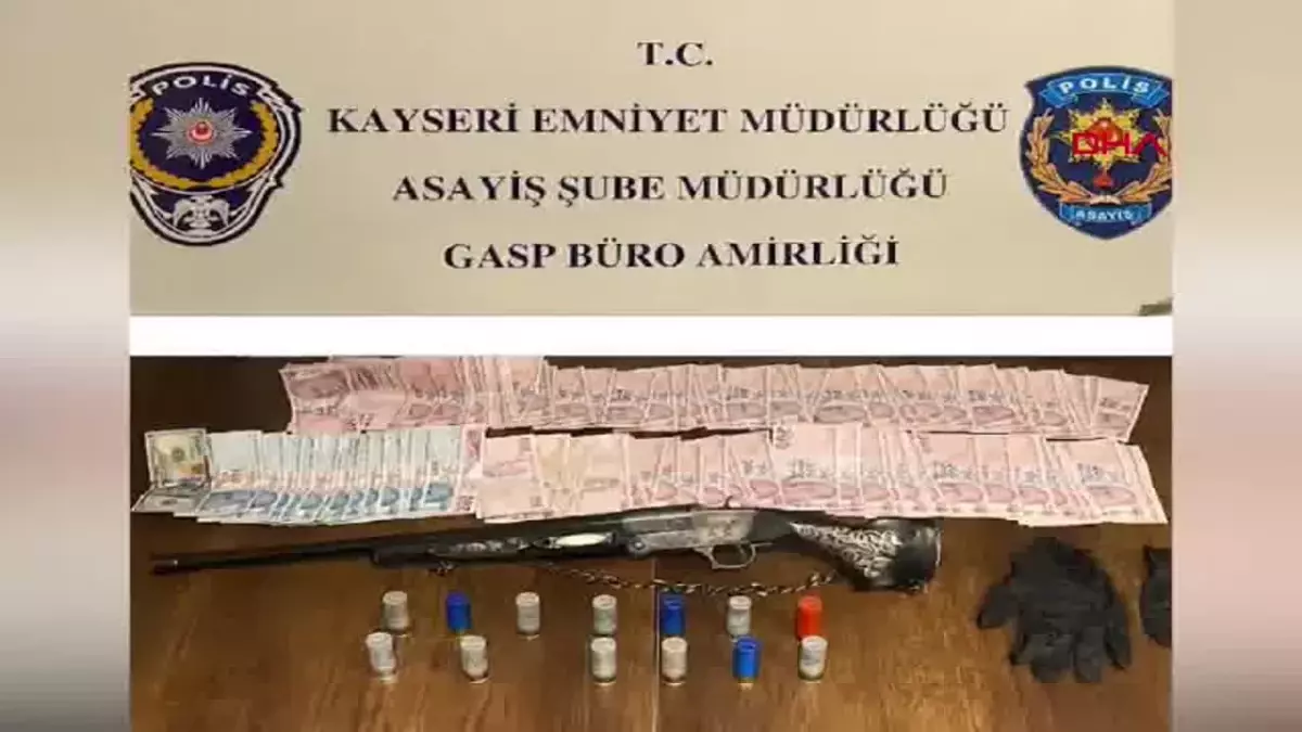 Kendini Polis Olarak Tanıtan Şahıs Tutuklandı