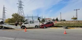 Kulu'da Trafik Kazaları: 5 Yaralı