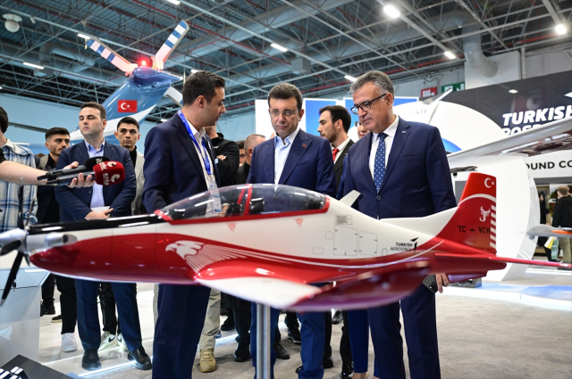 Reaction to Mayor İmamoğlu at the SAHA EXPO 2024 Defense, Aviation, and Space Industry Fair