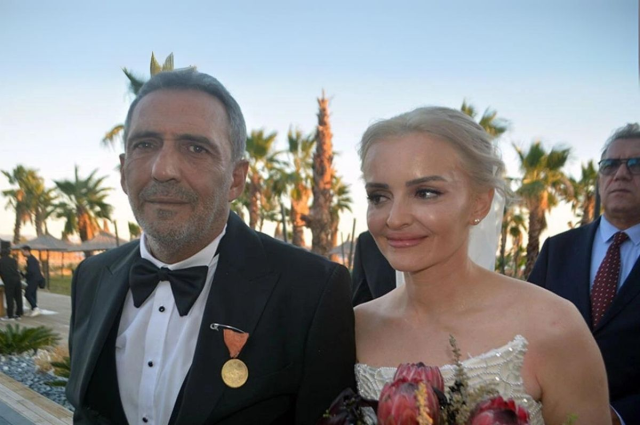 Yavuz Bingöl got married, his father's gift made an impression at the wedding