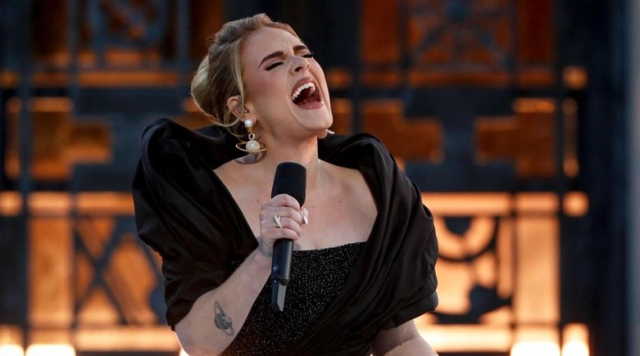 Disappointing news from Adele: I have lost my hearing