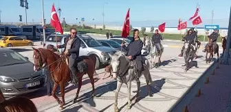 Cumhuriyet'in 101. Yılında İstiklal Yolu'nda Atlı Geçit Töreni