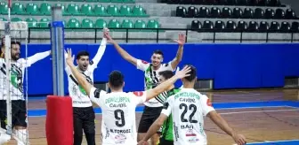 Denizlispor Cavidil Erkek Voleybol Takımı 3-0 Galip Geldi