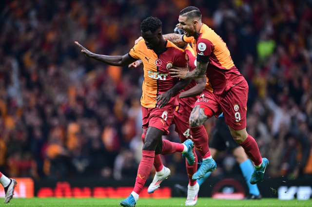 Galatasaray defeated their eternal rival Beşiktaş 2-0