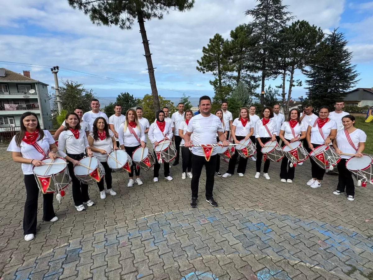 Kurucaşile'de Cumhuriyet Bayramı İçin Halk Bandosu Kuruldu