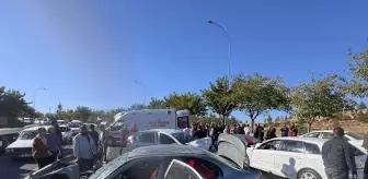 Şanlıurfa'da Zincirleme Trafik Kazası: 7 Yaralı