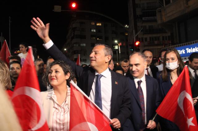 Özel, who did not attend the October 29 reception at Beştepe, went to his hometown Manisa