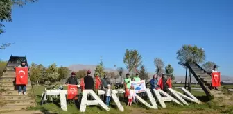 Tatvan'da Cumhuriyet Bayramı Bisiklet Turu Düzenlendi