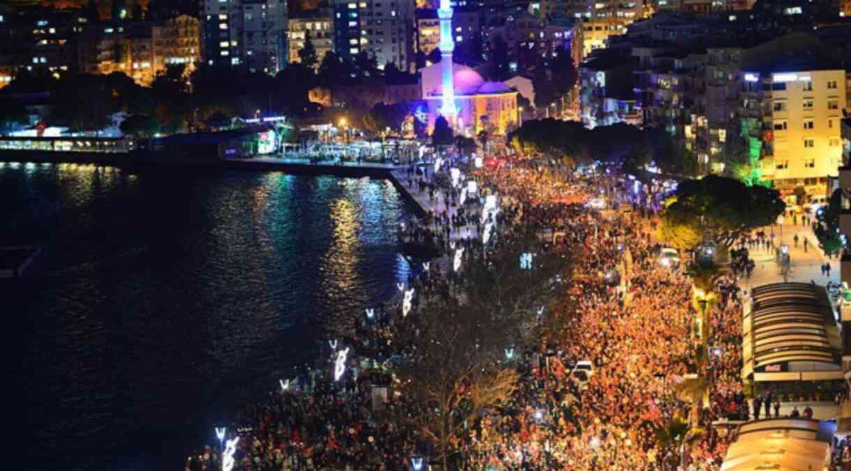 Fener alayı ne zaman, 29 Ekim kutlamaları nerede? 2024 İstanbul Cumhuriyet Bayramı kutlamaları…