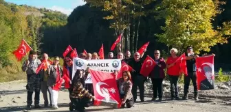 Ayancık'ta Cumhuriyet Bayramı İçin Doğa Yürüyüşü Düzenlendi