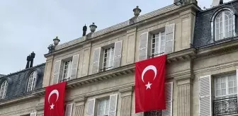 Paris'te Türkiye Cumhuriyeti'nin 101. yılı kutlandı