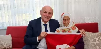 Cumhuriyet Bayramı'nda 100 Yaşındaki Dört Büyüğe Ziyaret