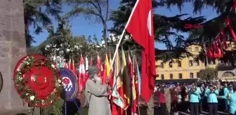 TRABZON'da 29 Ekim coşkusu; 'Bayrak dede', Türk bayrağını elinden hiç bırakmadı