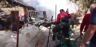 Burdur'da Bahçede Çıkan Yangın Ahıra Sıçradı