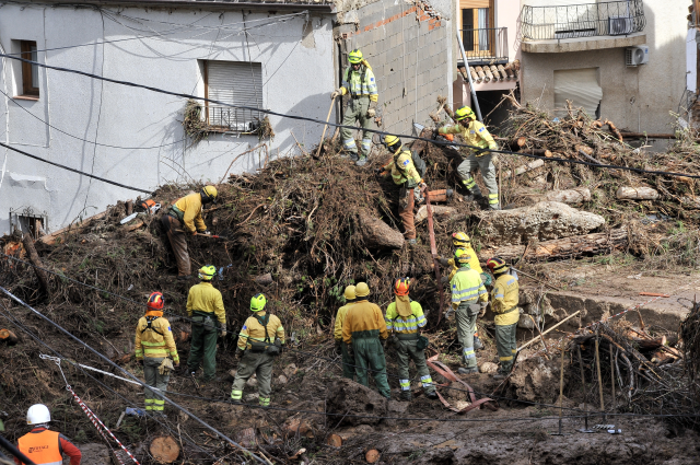 İspanya'nın Valencia Bölgesinde Sel Felaketi: Ölü Sayısı 72'ye Yükseldi