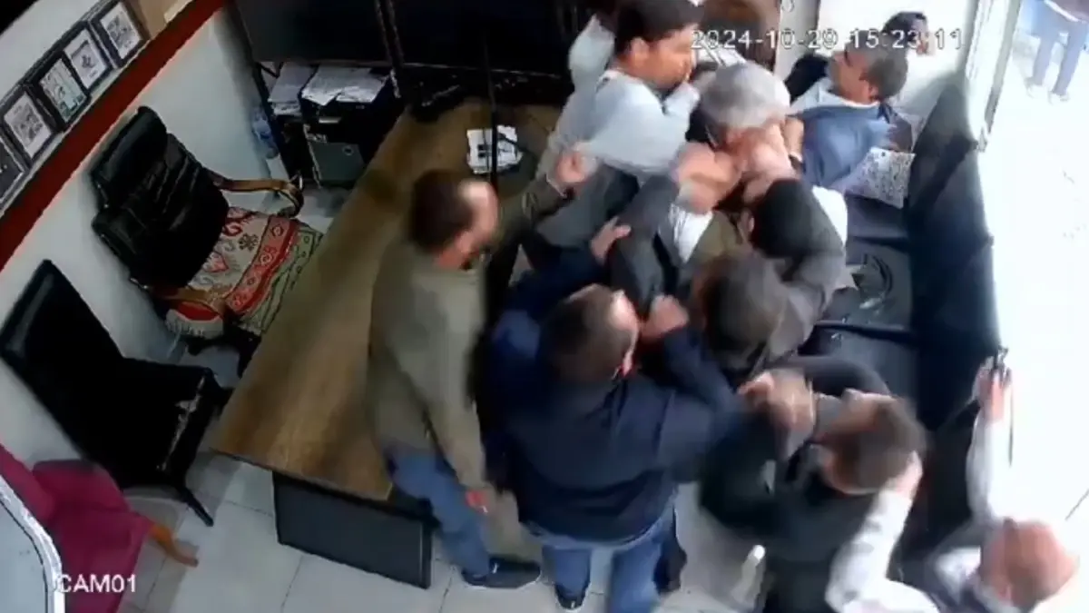 Şanlıurfa'da Dükkan Sahibi ile Kiracılar Arasında Kavga Çıktı